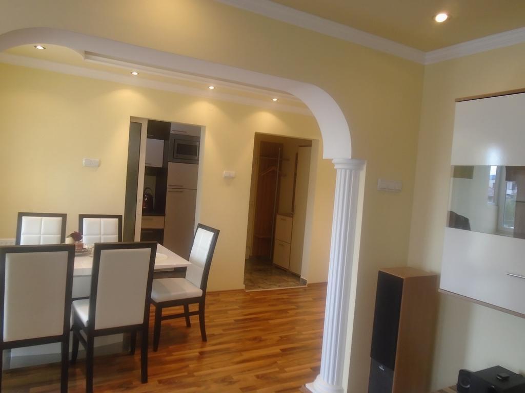 Apartment Peca Kladovo Luaran gambar